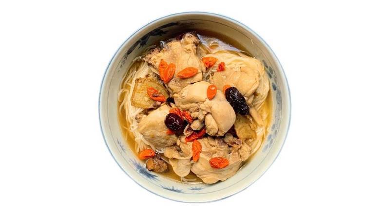 Shochu Chicken Noodle Soup (燒酒雞麵線)